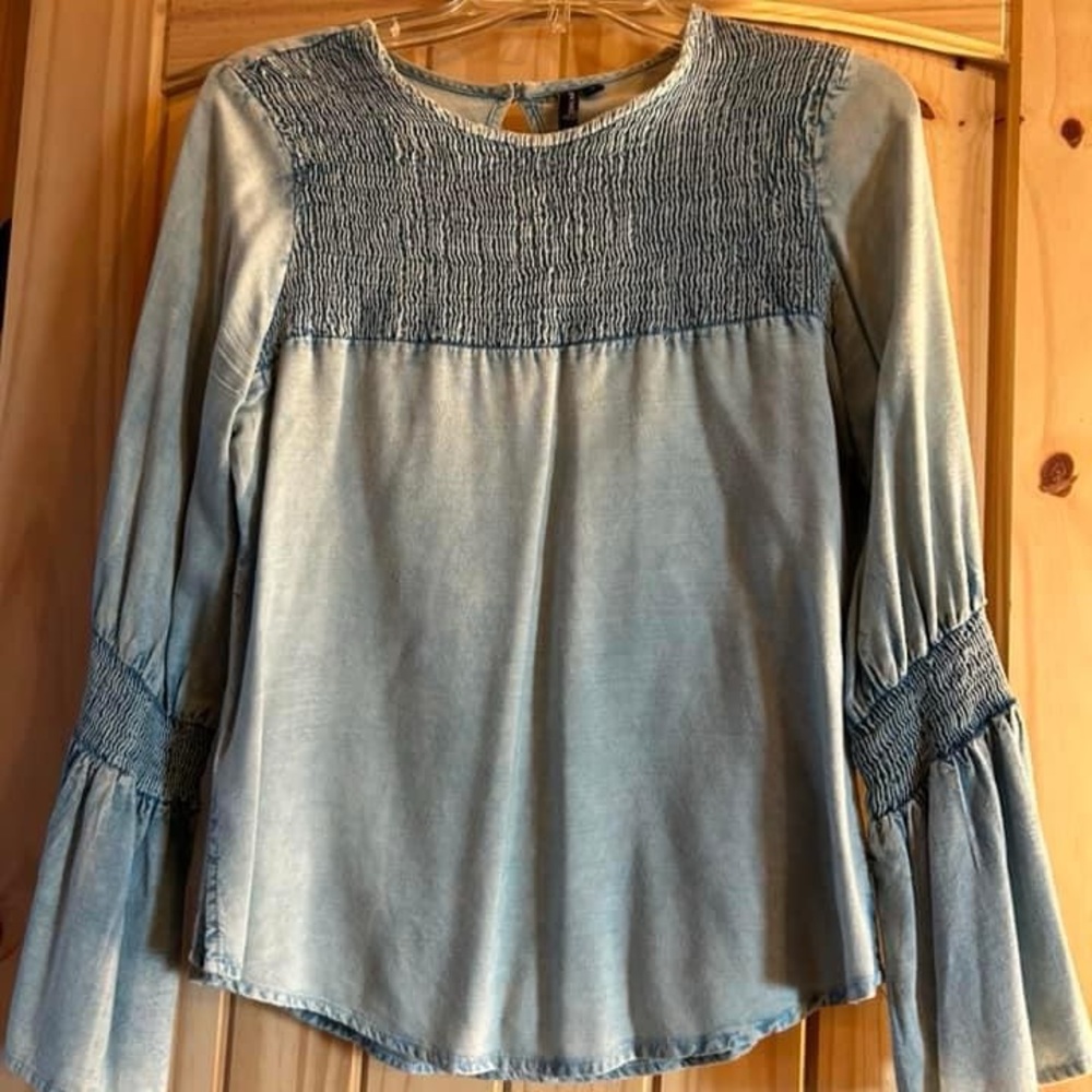Size small